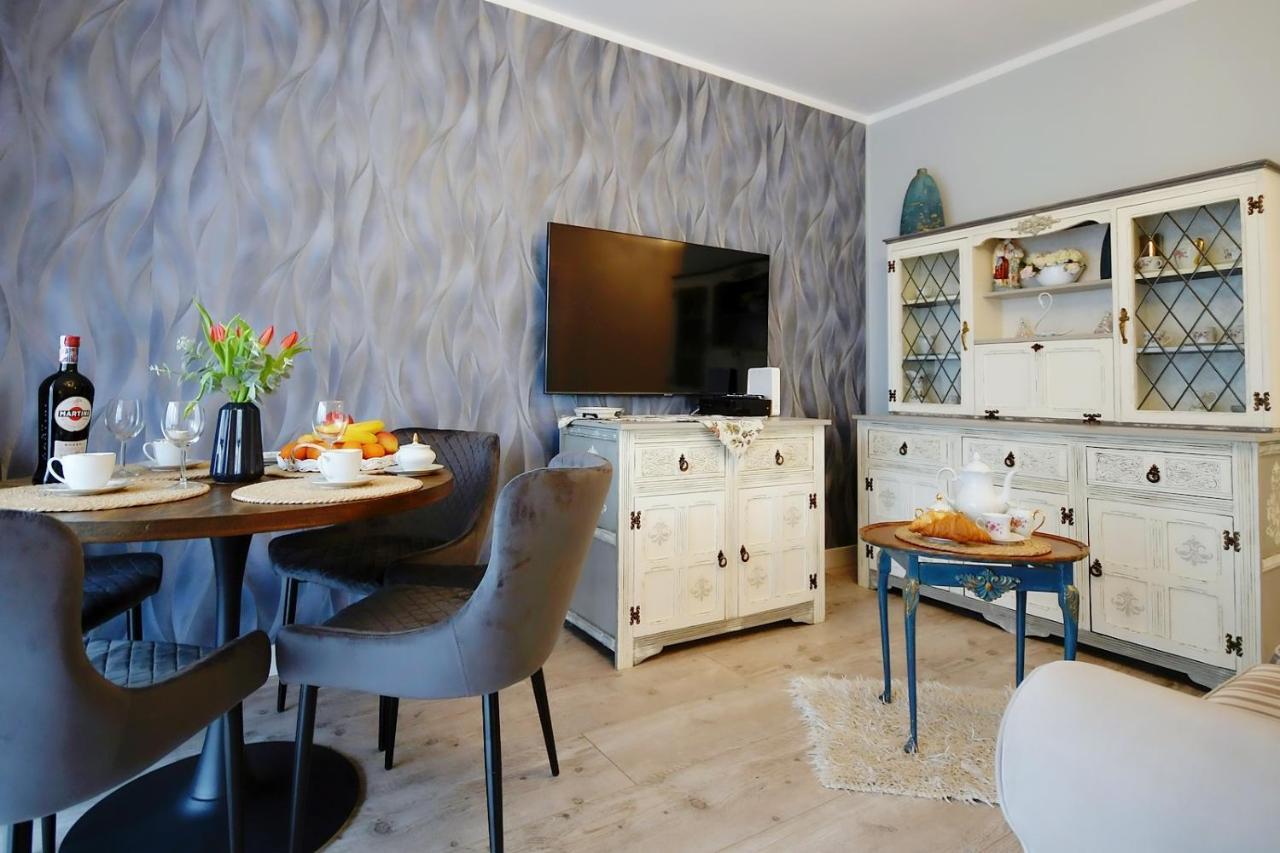 Miodowy Dom Exspanse Apartament 2 Lub 3 Pokoje Z Tarasem I Parkingiem Kolobřeh Exteriér fotografie