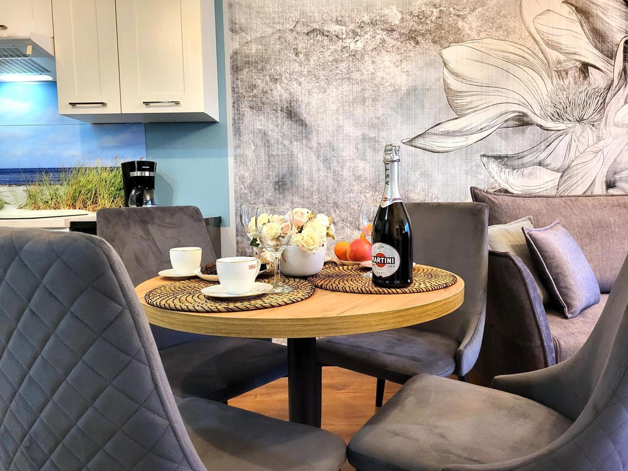 Miodowy Dom Exspanse Apartament 2 Lub 3 Pokoje Z Tarasem I Parkingiem Kolobřeh Exteriér fotografie